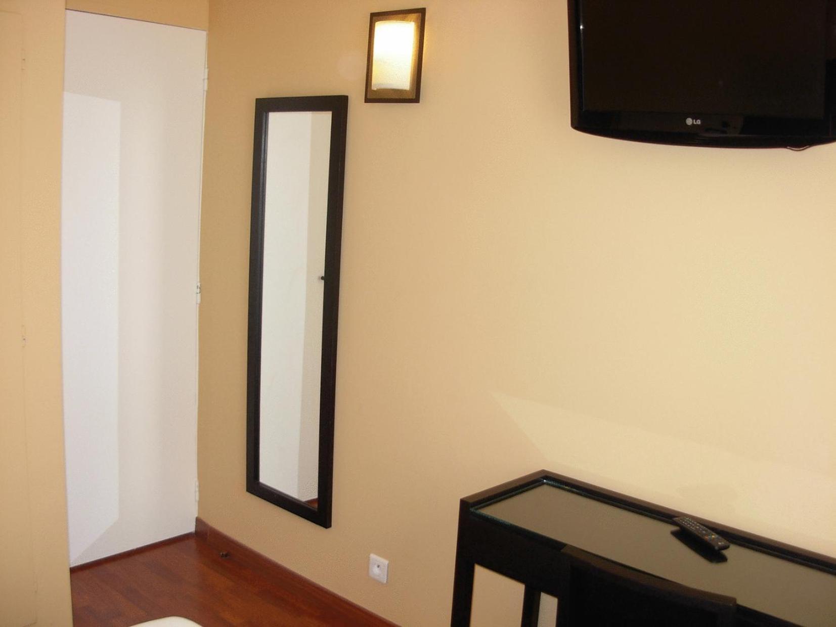 Hotel Cosmotel 3*