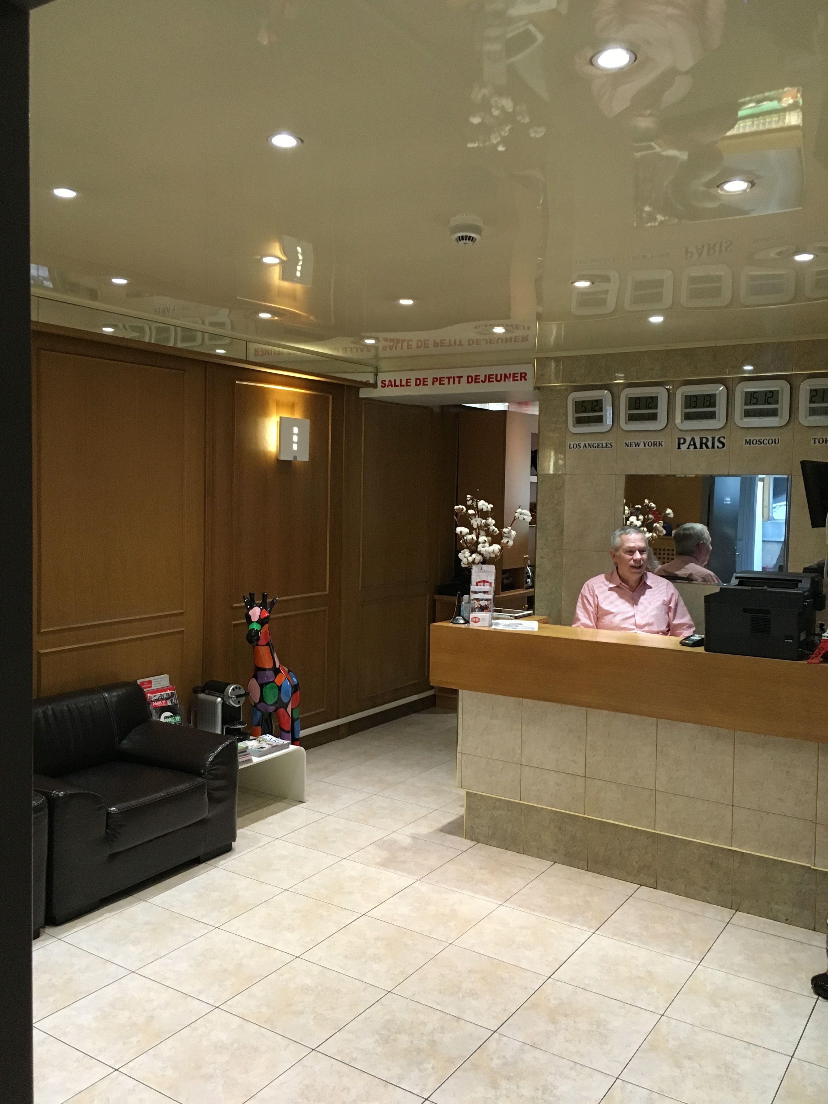 Hotel Cosmotel