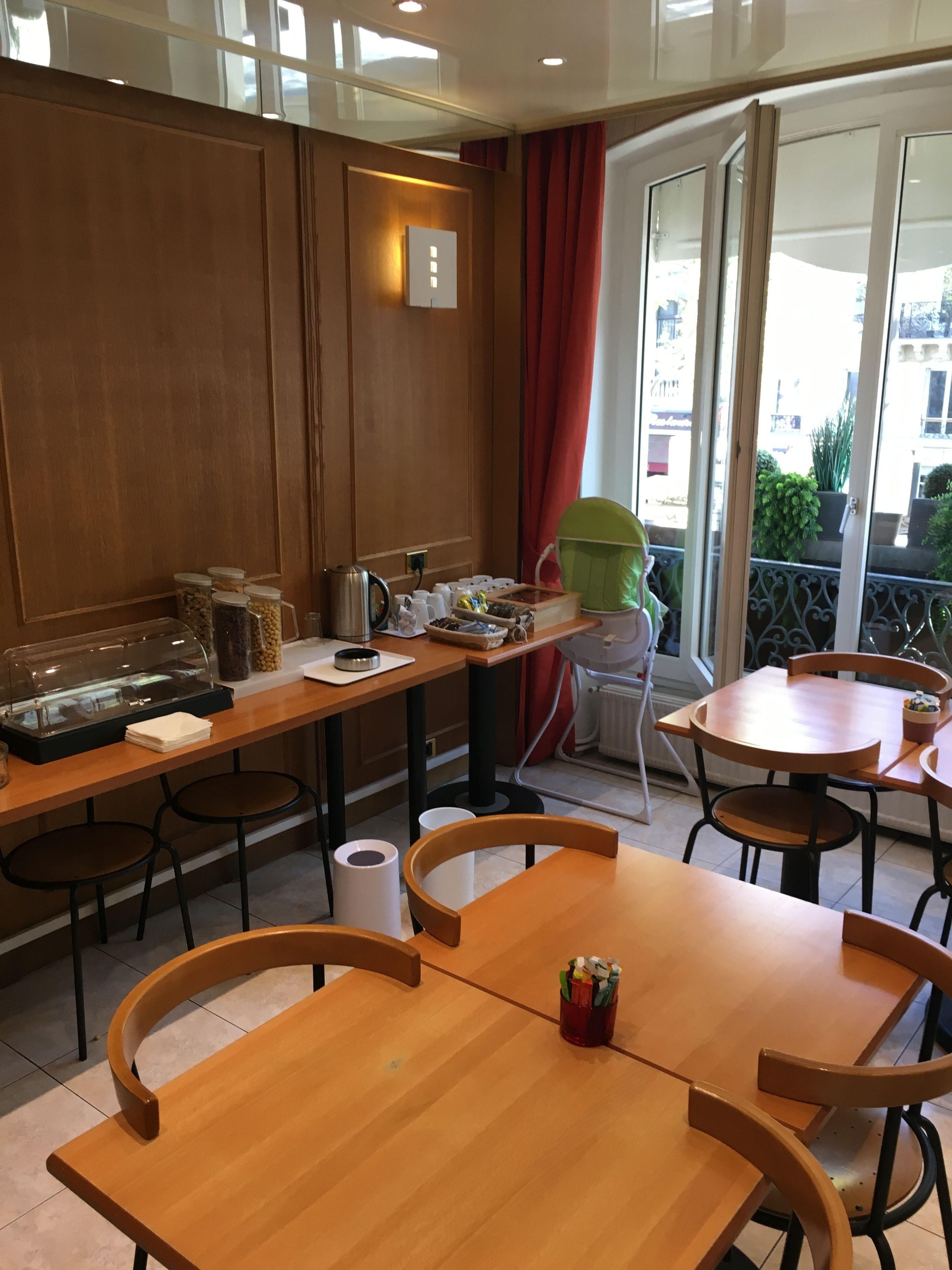 Hotel Cosmotel Parigi