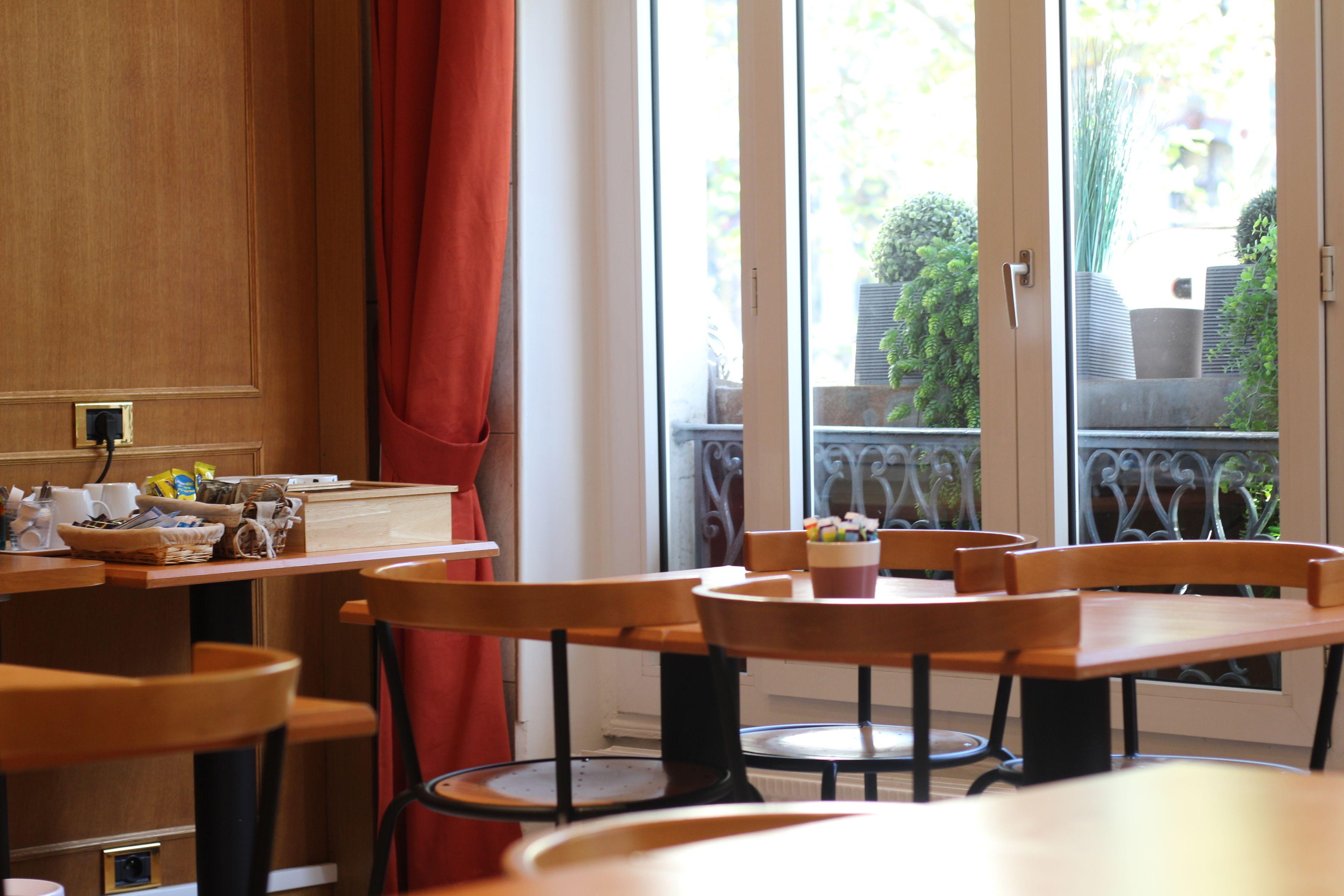 Cosmotel Hotel 3*
