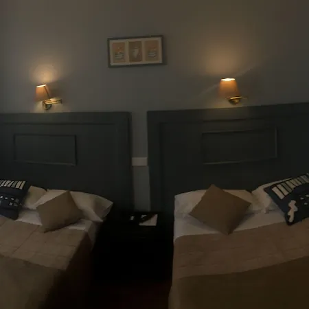 Hotel Cosmotel