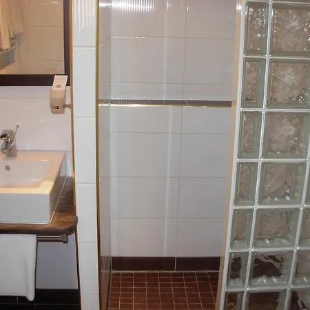 Cosmotel 3* Parigi