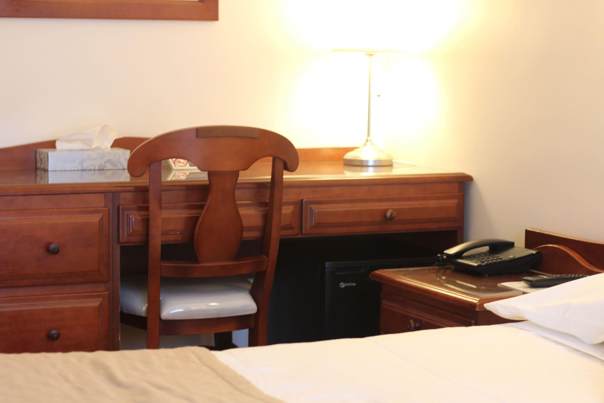 Cosmotel 3* Parigi